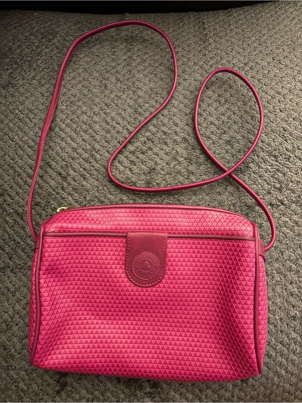 Liz Claiborne leather trim vintage Pink Crossbody Bag with Textured Exterior